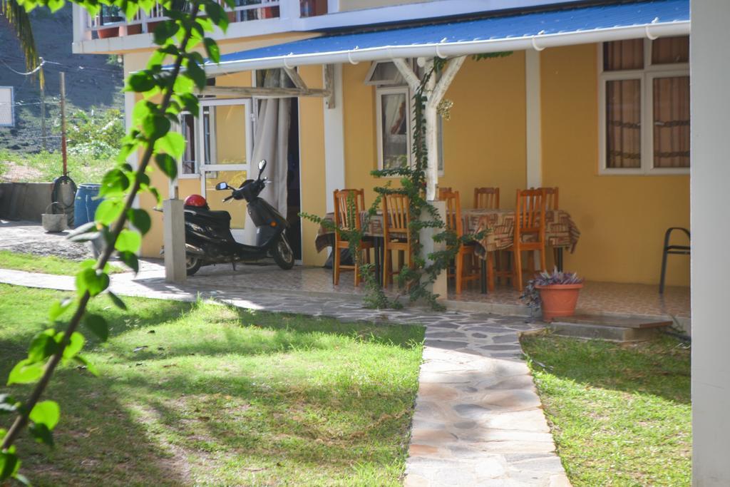 Merlin Guest House Nouvelle Decouverte Экстерьер фото