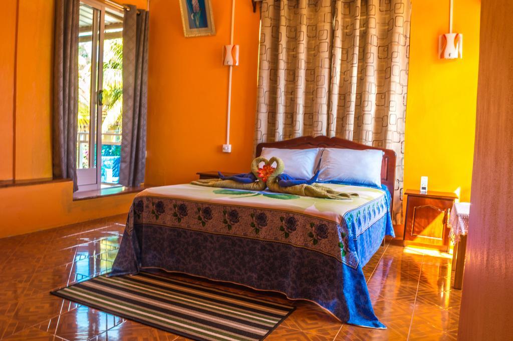 Merlin Guest House Nouvelle Decouverte Экстерьер фото
